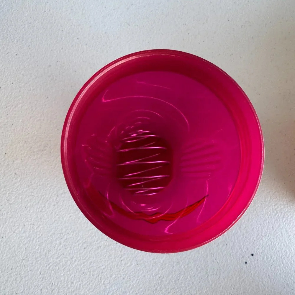 BlenderBottle Wonder Woman Shaker - BPA-Free, Maroon with Iconic Logo - Picture 3 of 3
